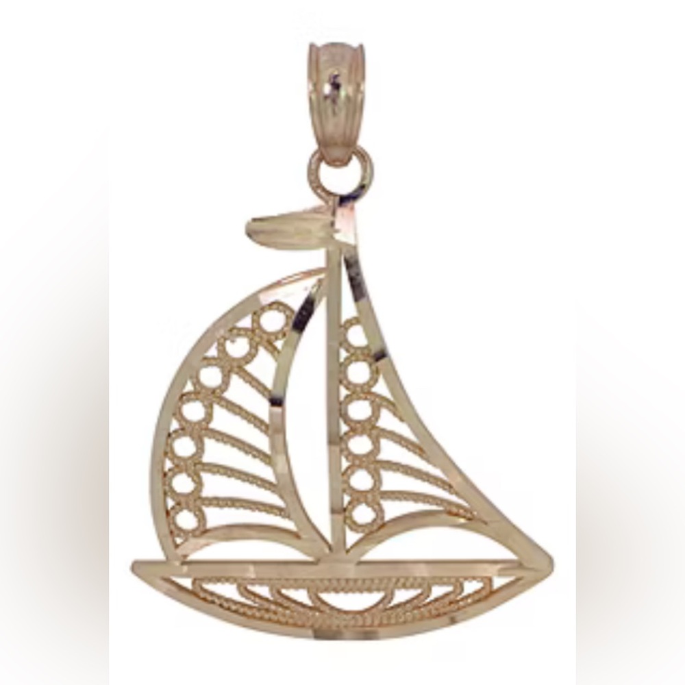 💥SOLD💥Like New 14kt gold Sailboat Pendant